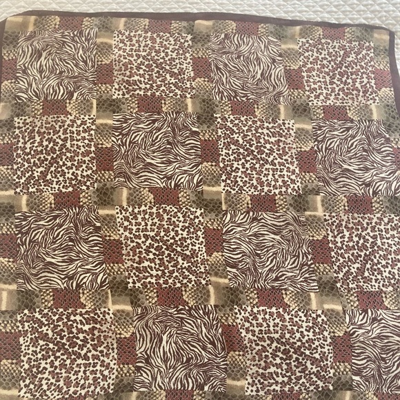 ANNE KLEIN vintage silk bandanna - Picture 7 of 12